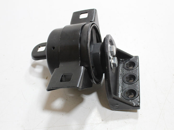 Подушка двигателя Chevrolet Aveo правая МКПП 96535431 SHIKOO