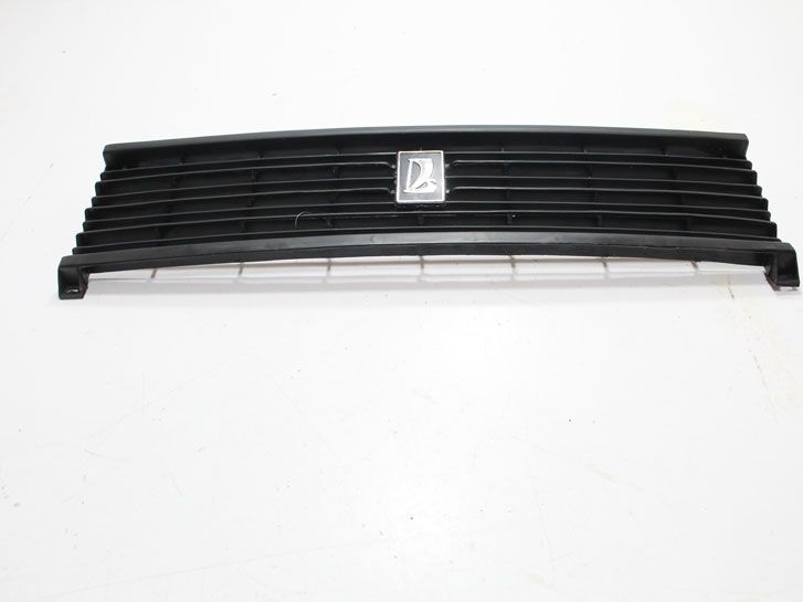 Решетка радиатора ВАЗ 2105 черная 2105-8401014