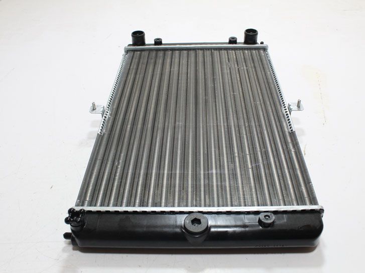 Радиатор охлаждения ВАЗ 2108-09,13-15 (карбюратор) 2108-1301012  33 STANDART