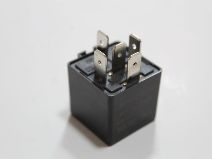 Реле 12В  5 контактное (20А/30А, кронштейн) ВАЗ,ГАЗ,ЗАЗ,Москвич ЭК 75.3777.001 Электро Ком Без кронштейна фото 3