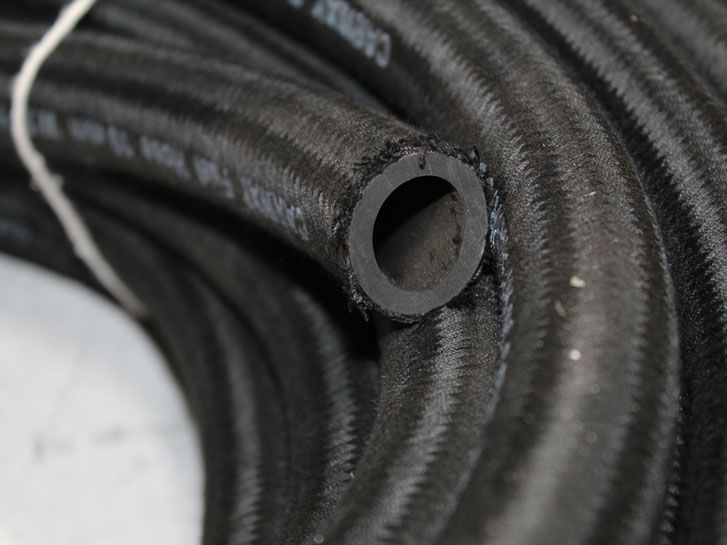 Шланг маслобензостойкий (топливный) d- 19 мм х 24 мм в оплетке (бухта 25 м) фото 4