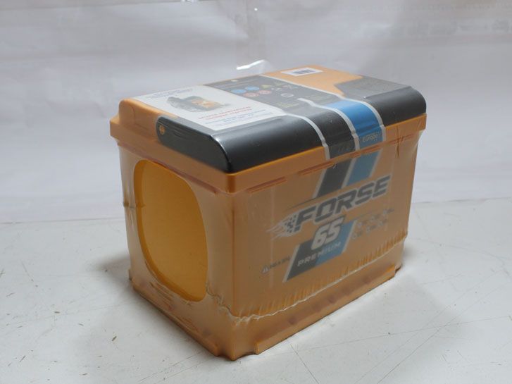 Аккумулятор 6СТ 65А  (0) (правый +) 640А Premium фото 3