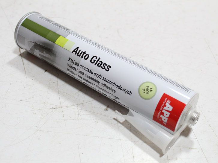 Герметик-клей для стекла 