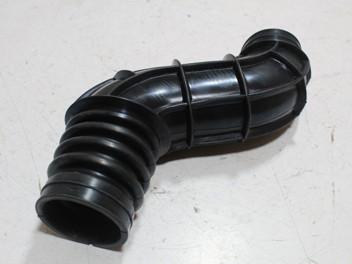 Патрубок воздушного фильтра к дросселю ВАЗ-2123,Niva Chevrolet (гофра)