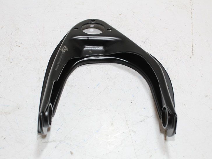 Рычаг ВАЗ 2101-2107 верхний правый 2101-2904100 AT фото 3