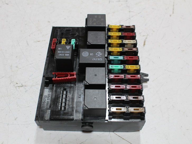 Блок предохранителей ВАЗ 2110,2123-Шевроле С/О до 2007г (392.3722) FLAGMUS