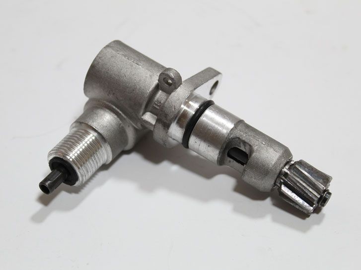 Привод спидометра ВАЗ 2101 9 зуб 2103-1702150-01 FAVORIT